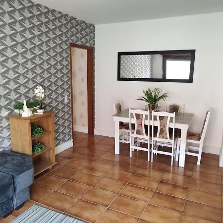 Alugo Apartamento 2Quartos centrinho de Capão da Canoa a 50m do mar Exterior foto