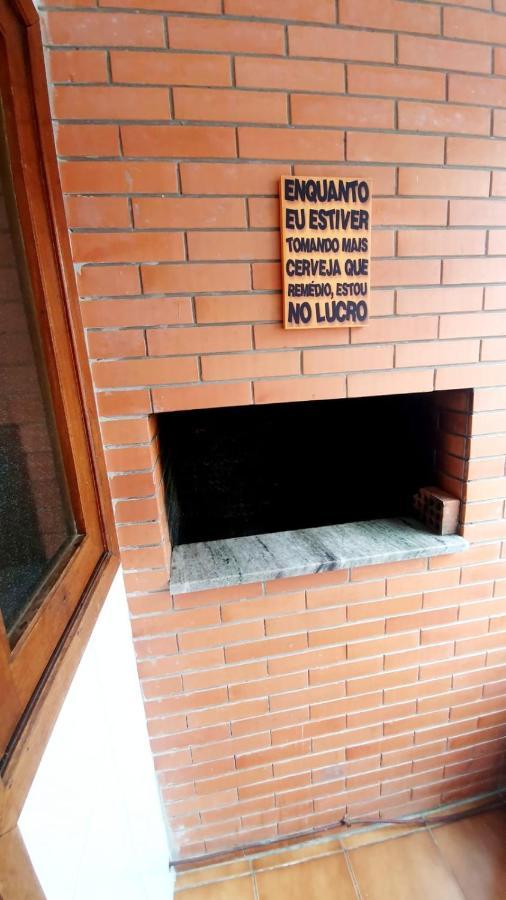 Alugo Apartamento 2Quartos centrinho de Capão da Canoa a 50m do mar Exterior foto