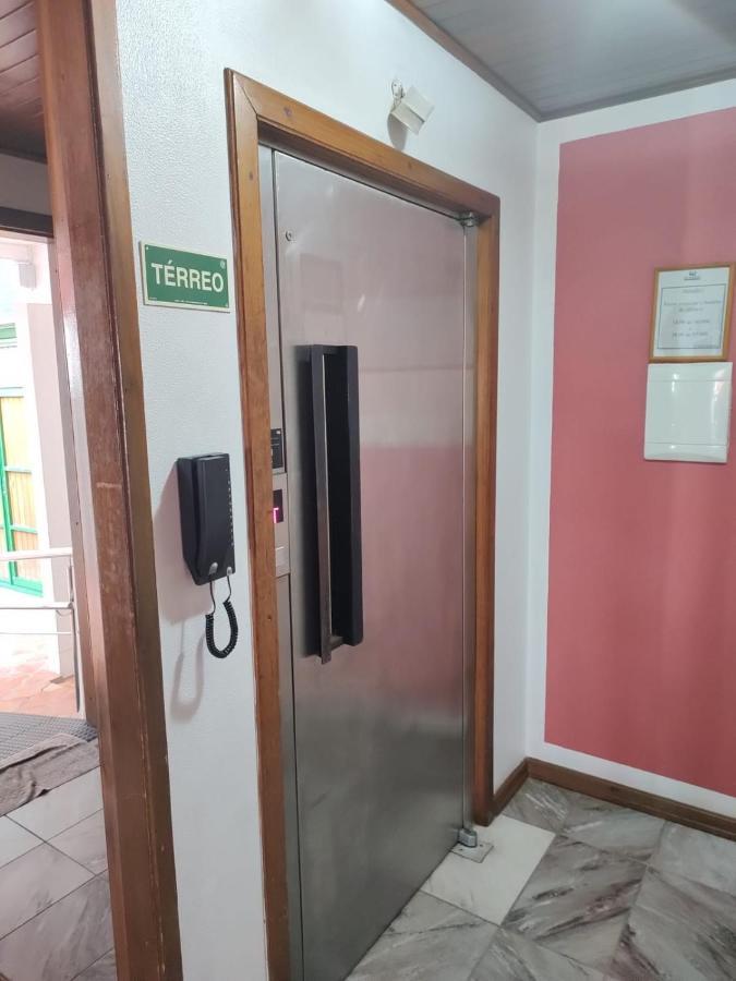 Alugo Apartamento 2Quartos centrinho de Capão da Canoa a 50m do mar Exterior foto
